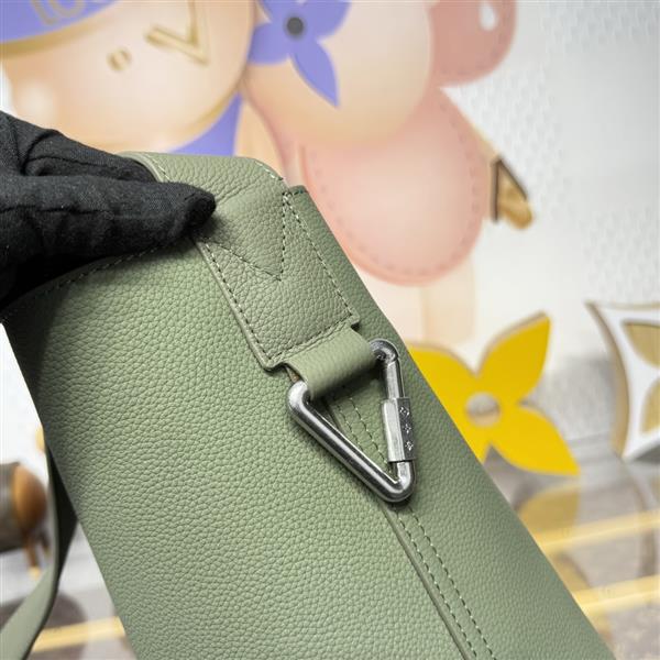 2026120182257773 270